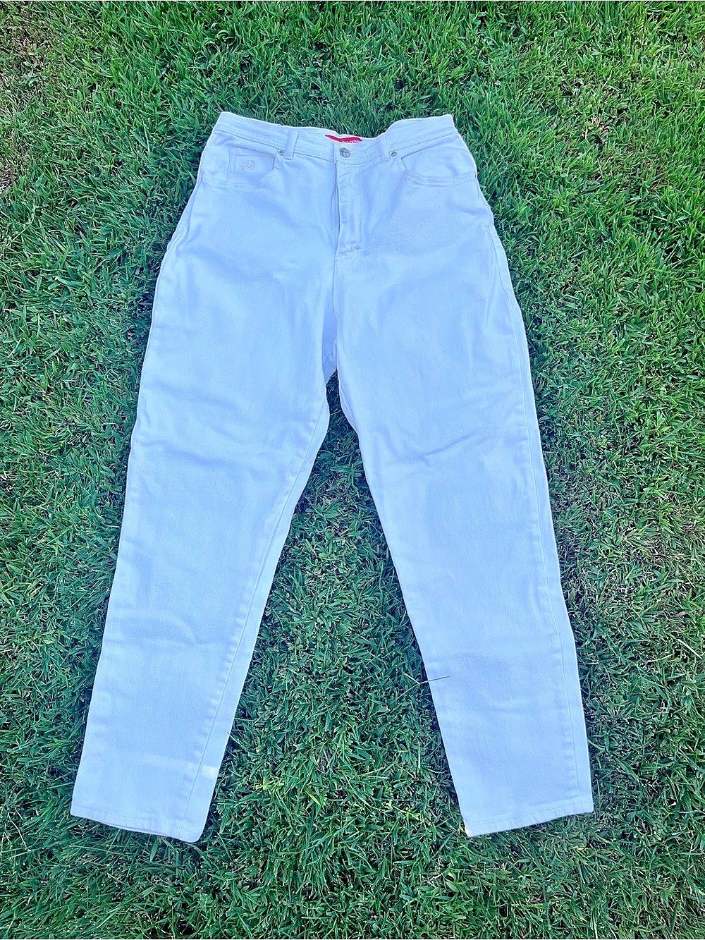 Gloria Vanderbilt Amanda Classic Tapered Jeans Straight Leg Jeans in White Size